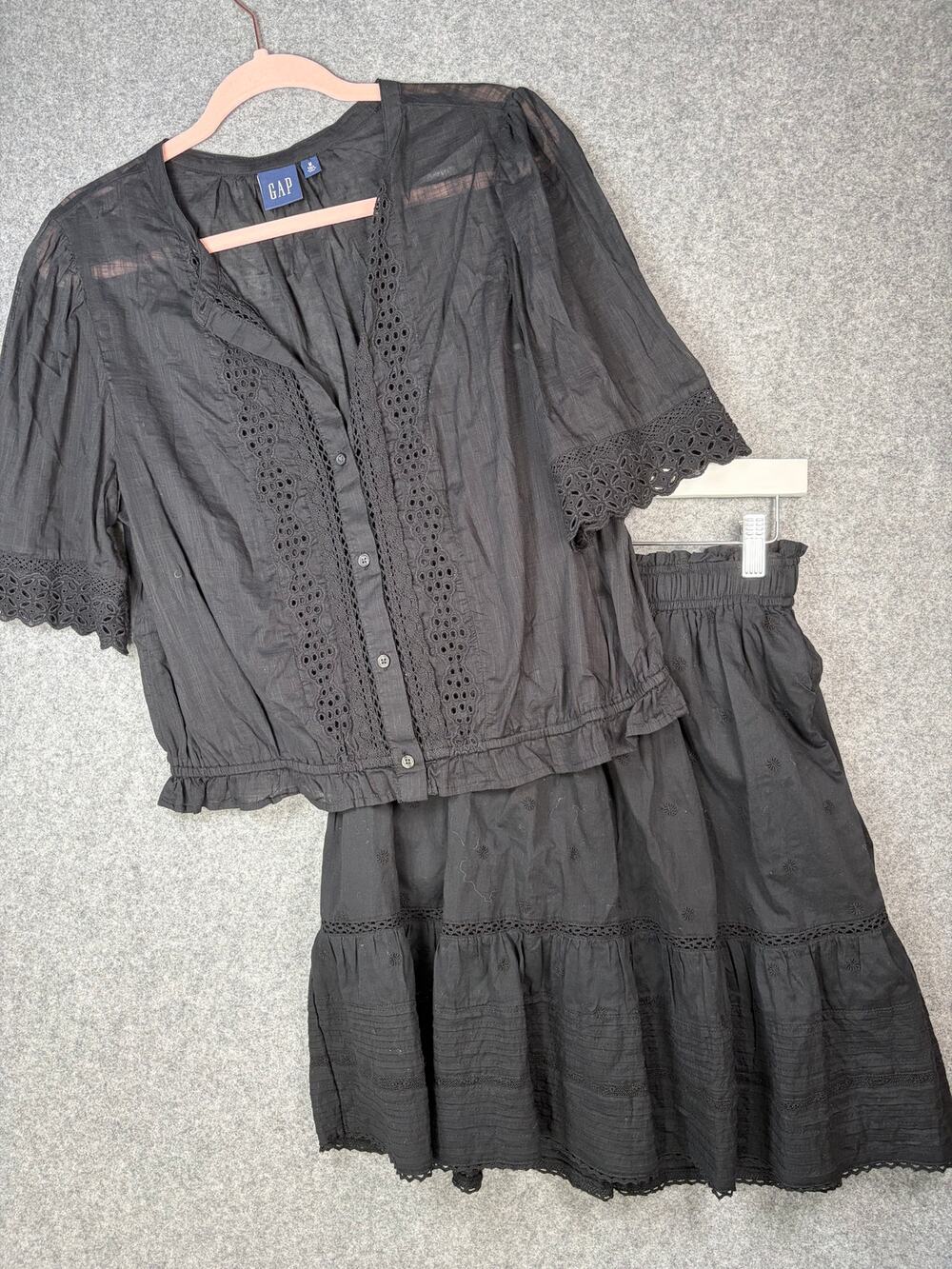 Gap Black Eyelet Lace Blouse & Skirt 100% Cotton 2 Piece Set Medium Tall Boho